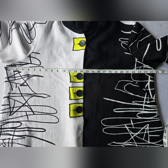 Ali Miles Pus‎ Size Black and White Button-Up Top 1X - Picture 14 of 14